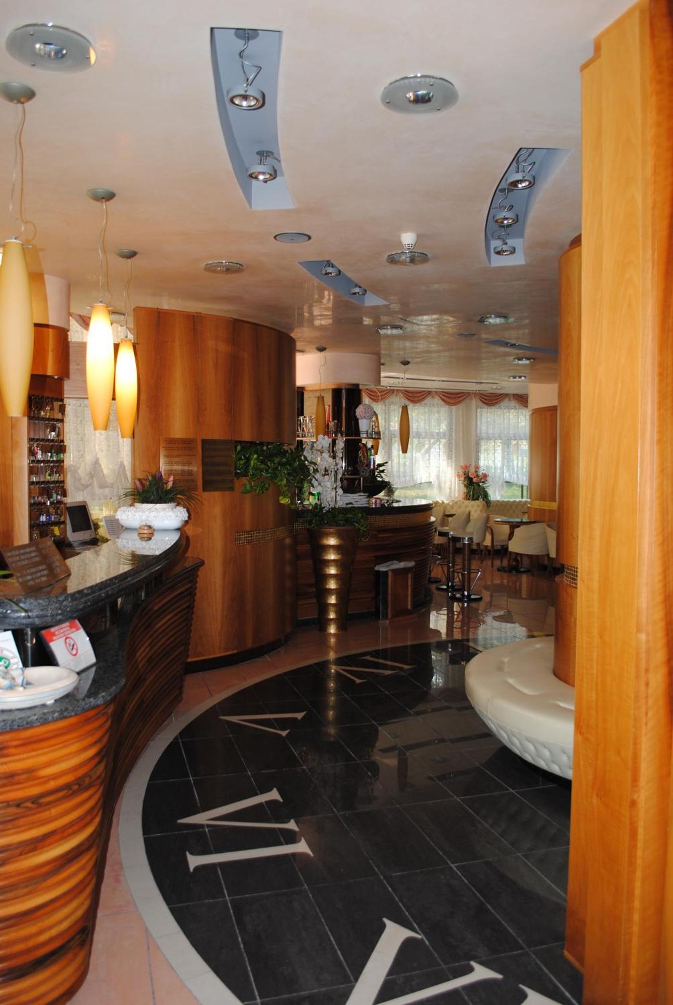Hotel Franz 비비오네 외부 사진