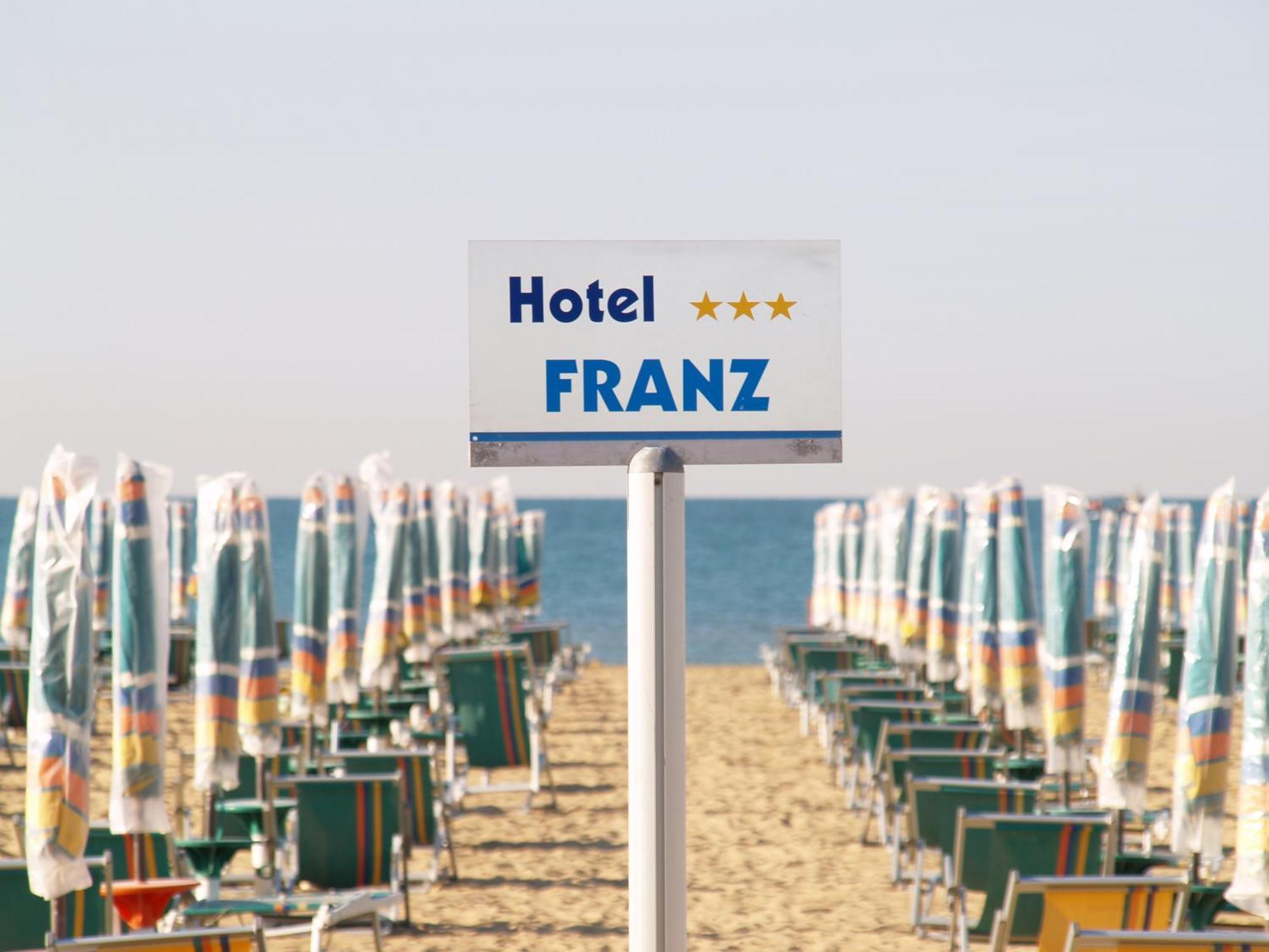 Hotel Franz 비비오네 외부 사진