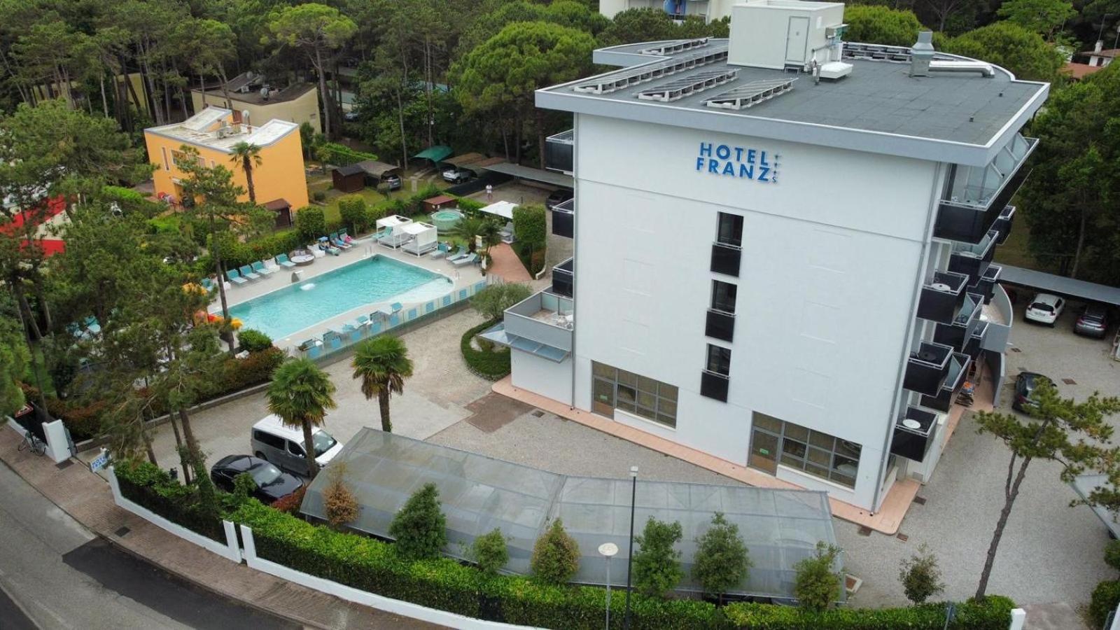 Hotel Franz 비비오네 외부 사진