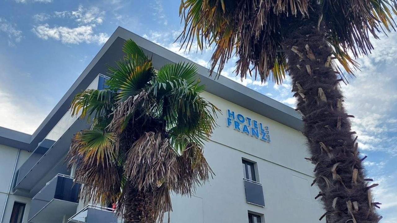 Hotel Franz 비비오네 외부 사진
