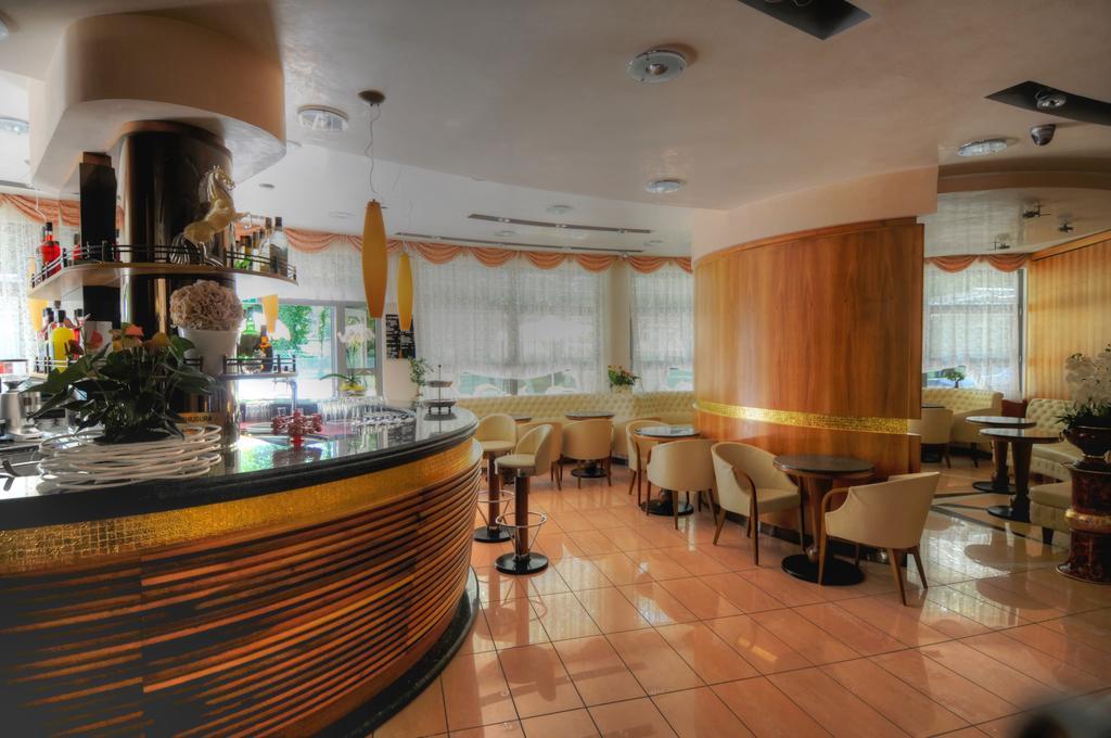 Hotel Franz 비비오네 외부 사진