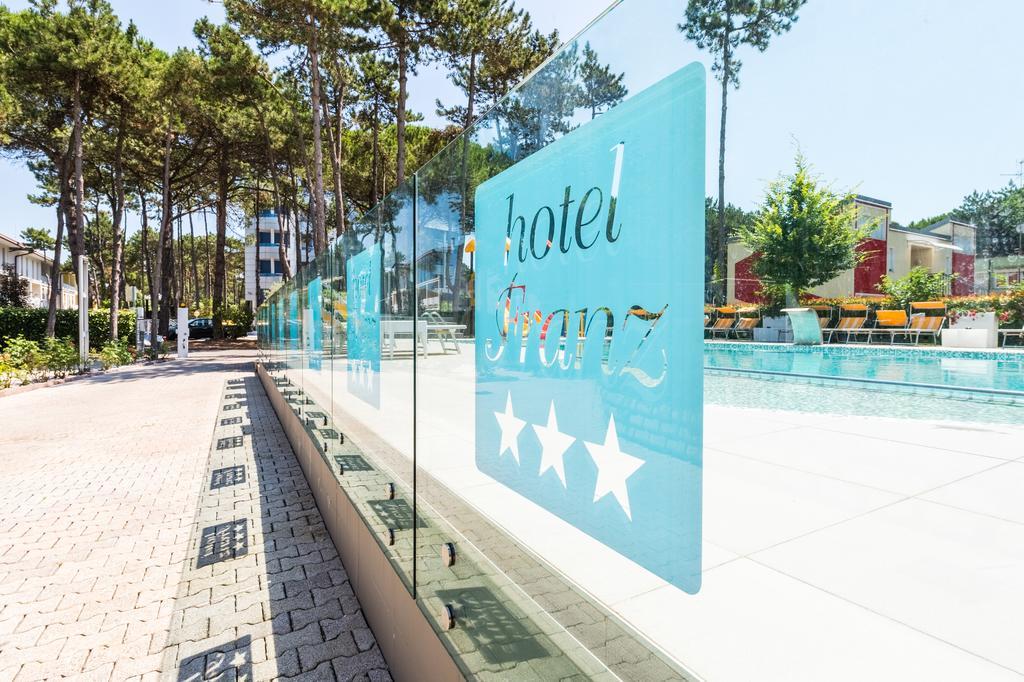 Hotel Franz 비비오네 외부 사진